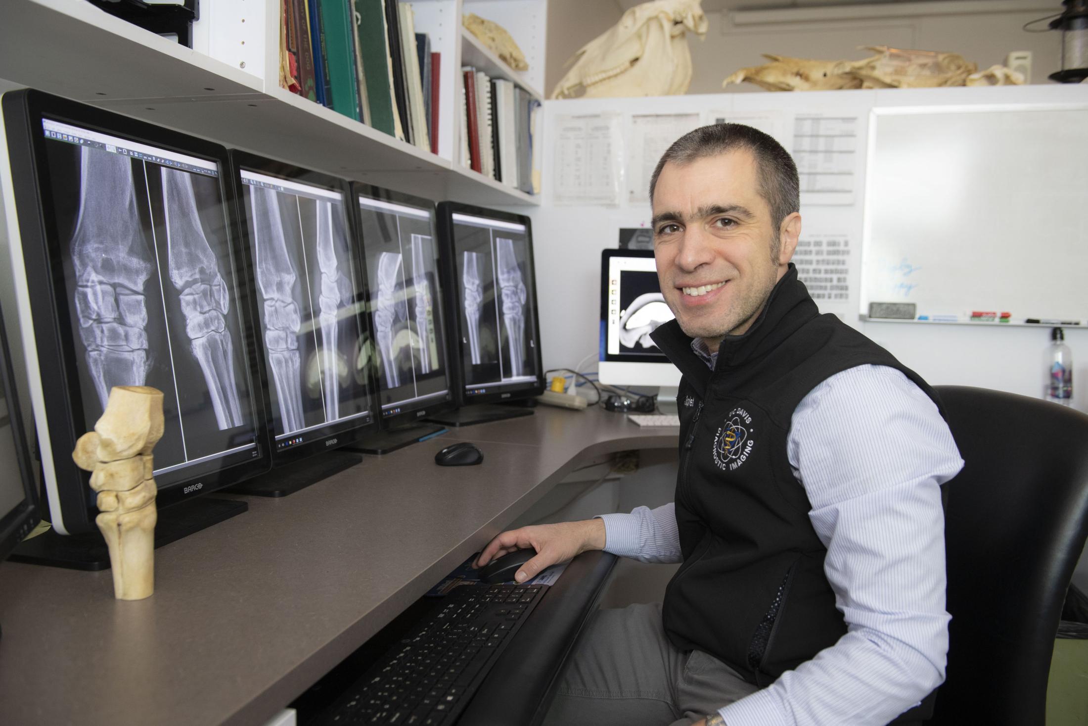 Dr. Mathieu Spriet